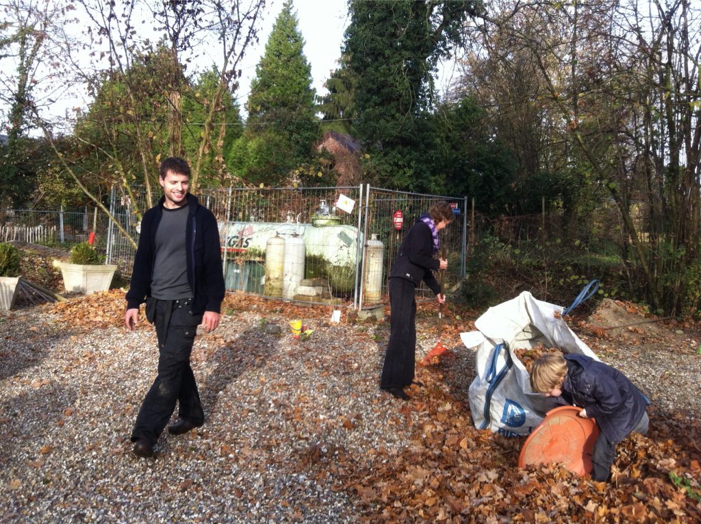 CE467B64-8D3E-47AC-AE79-8E4567ECFEC7_1_102_o